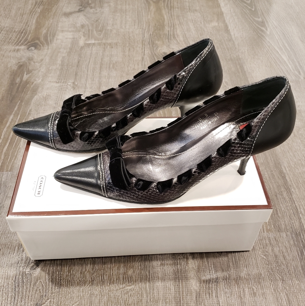 Coach Sue Printed Python Pumps With Bow Size 8 Gr… - image 2
